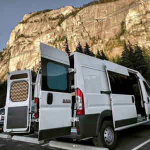 Featured Van Conversion (USA) Alpine Jonny's killer van conversion!
