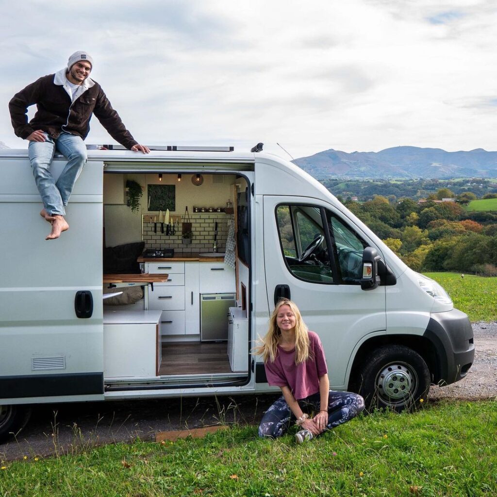 citroen relay van conversion Laurie and shaker